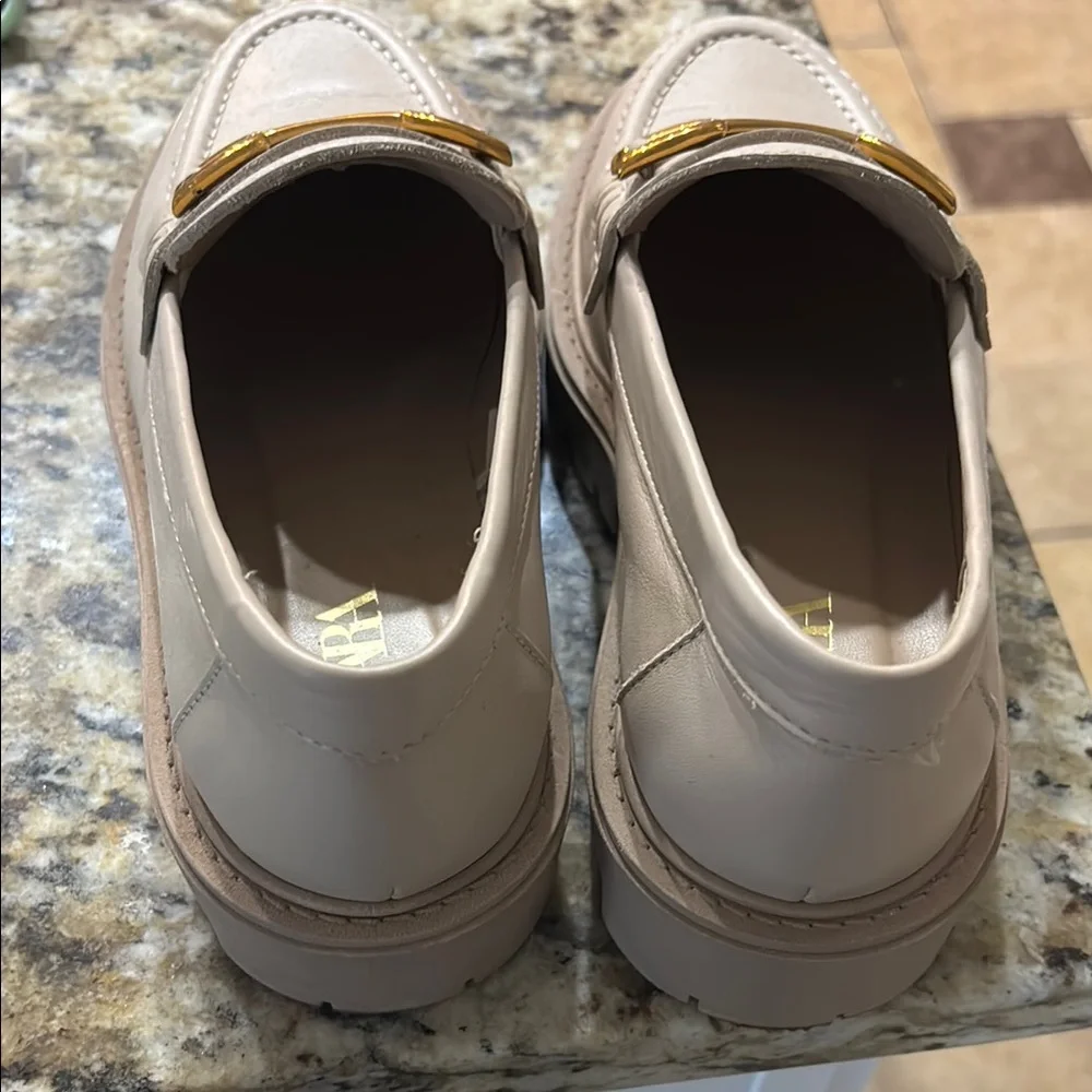 Zara Cream Loafers with Gold Accents - Picture 3 of 4